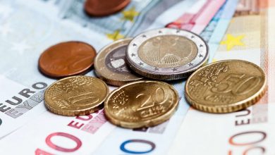 Фото - Bloomberg: слабый курс евро «разрывает» экономику ЕС