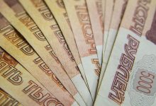 Фото - Экономист Бадалов заявил о возможности ослабления рубля осенью при росте спроса на него