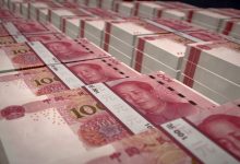 Фото - Ассоциация юристов призвала не хранить золотовалютные резервы России в юанях